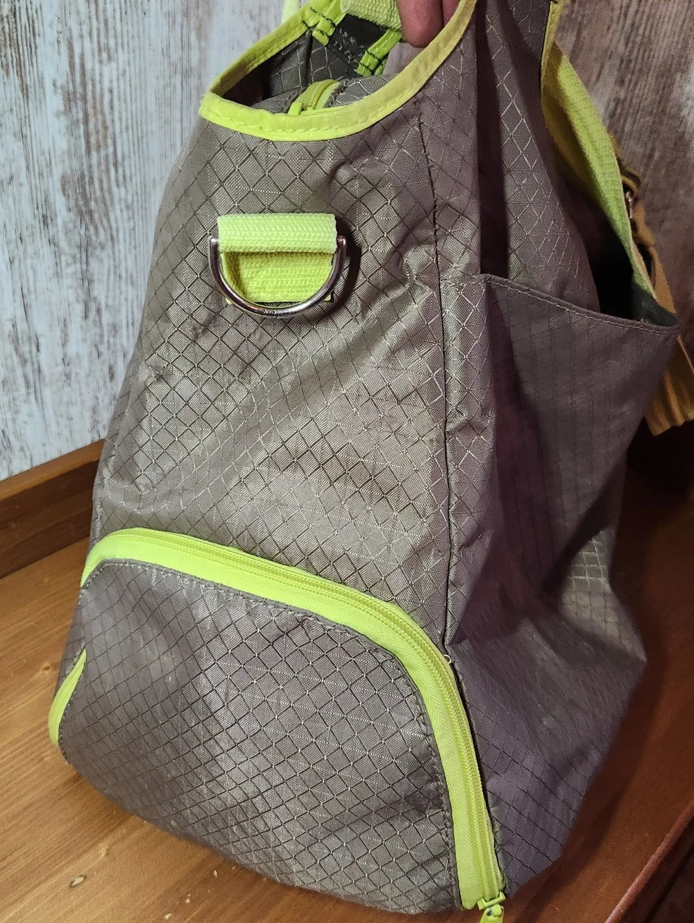 Thirty-one Brown All Pro Tote with Lime Green Trim and Straps Gym Yoga Bag Nice